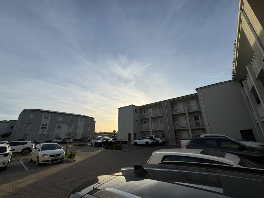 2 Bedroom Property for Sale in Heather Park Western Cape